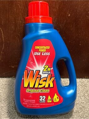 Wisk Original Clean 2X Ultra Concentrated Laundry Detergent 32 Loads 50oz